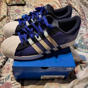 Adidas superstar size 13